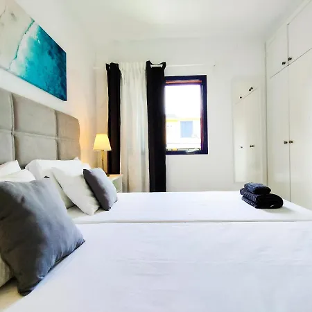 Lemon Terraced House *