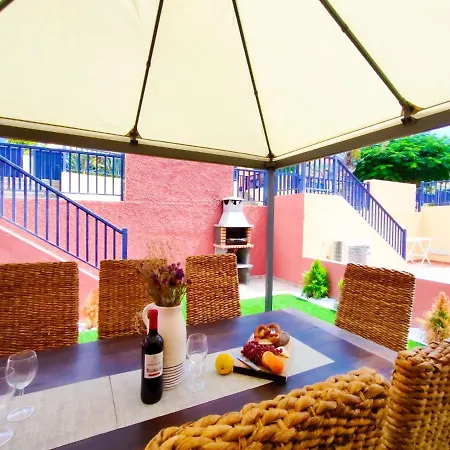 Vakantiehuis Lemon Terraced House *