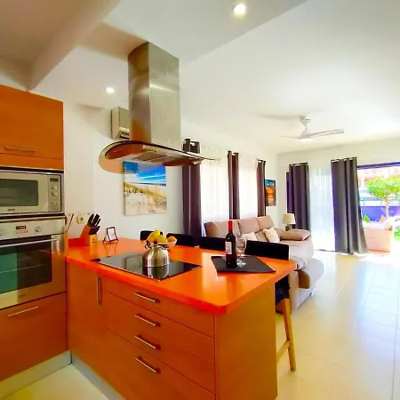 Lemon Terraced House Vakantiehuis *