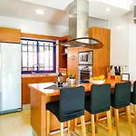 Lemon Terraced House