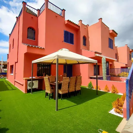 Dom wakacyjny Lemon Terraced House *