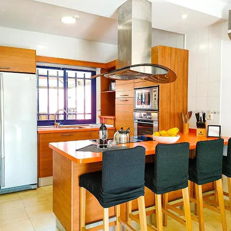 Lemon Terraced House